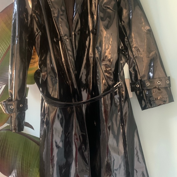 Limited edition Cardi B for Fashion Nova black Trench coat SOLD OUT size MEDIUM - Picture 10 of 16